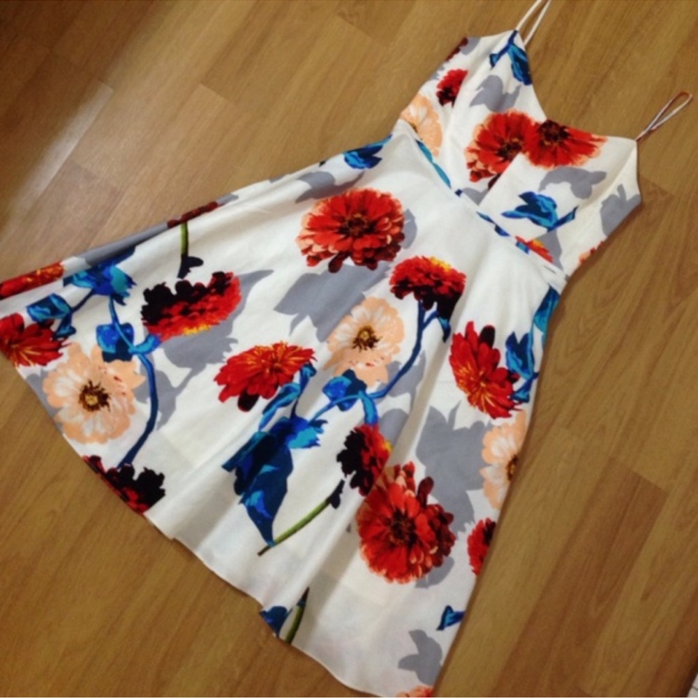 Floral Print Spaghetti Strap Dress - Picture 7 of 7